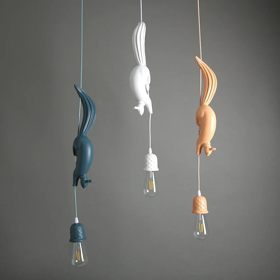 Luminaire Élégant Sella en Résine au Design Nordique IL582739-ILLUMEEN.COM