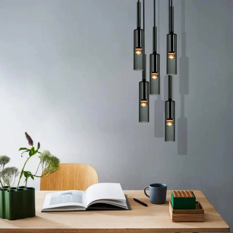 Luminaire Suspendu Élégant en Verre Transparent et Métal IL583402-ILLUMEEN.COM