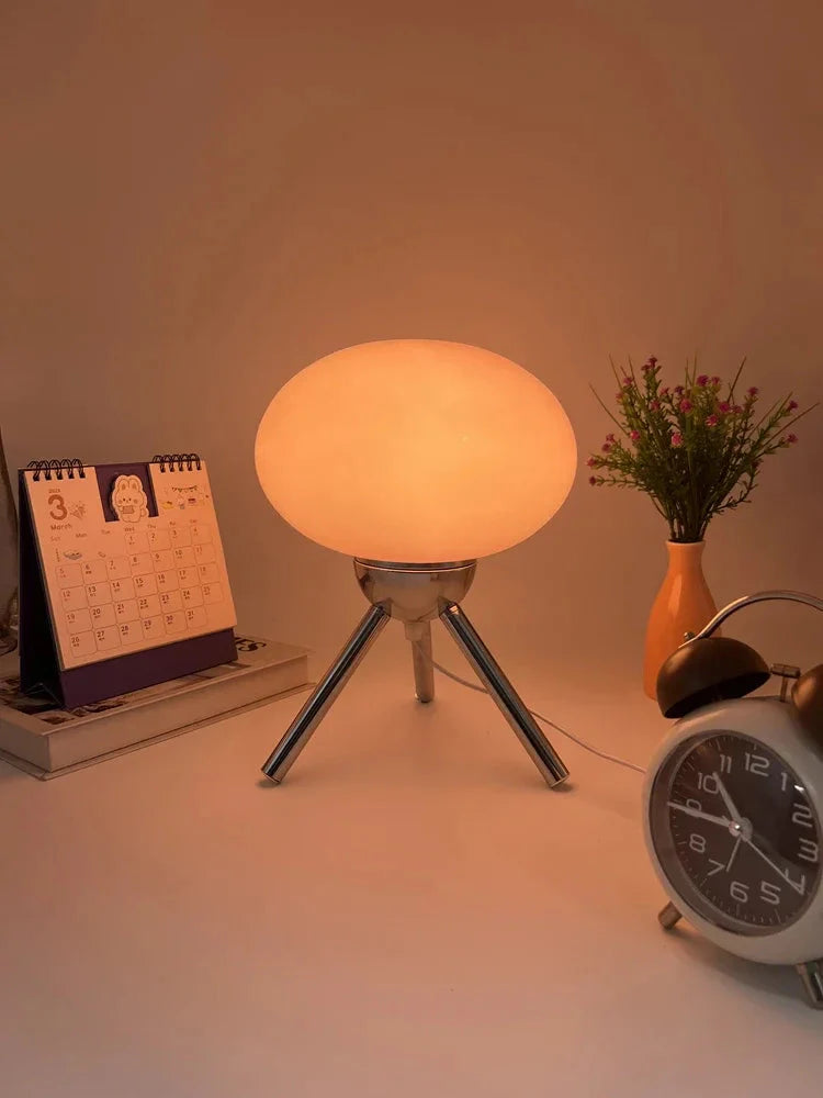 Luminaire Tricolore Chic : Lampe de Table LED Moderne IL582974-ILLUMEEN.COM