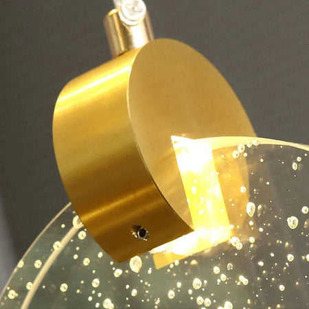 Lumineux Luminaire en Cristal Doré pour Élégance Intemporelle IL583742-ILLUMEEN.COM