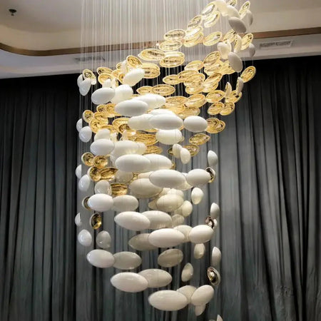 Suspension Chic en Argent avec Abat-Jour Élégant Luminaire IL456782-ILLUMEEN.COM