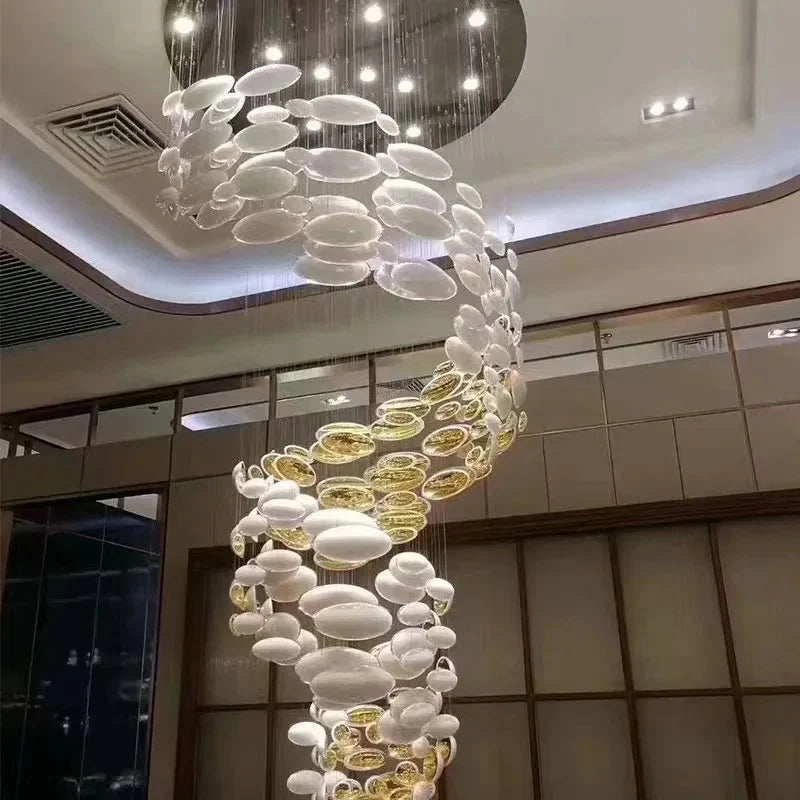 Suspension Chic en Argent avec Abat-Jour Élégant Luminaire IL456782-ILLUMEEN.COM